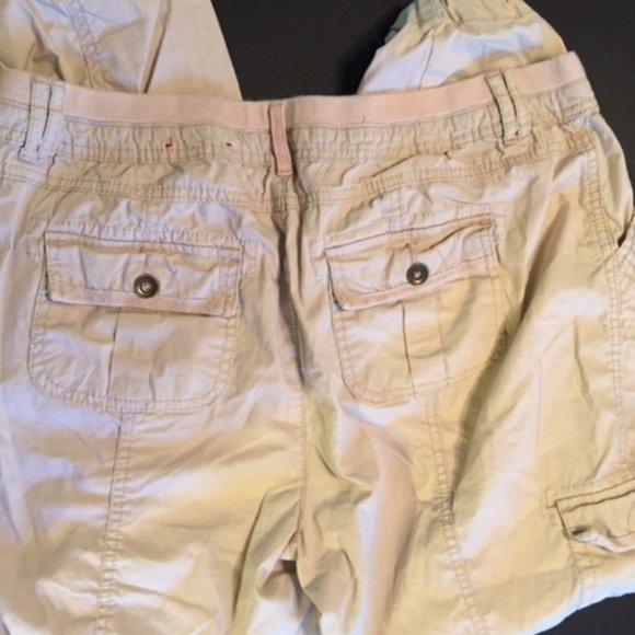 crop, pants, tan, zipper accents, 14 petite - Picture 2 of 5